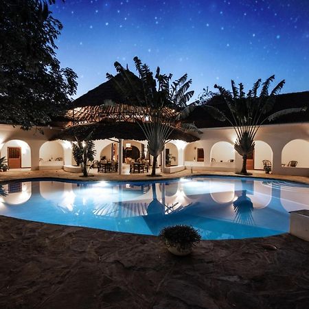 Zarafa House Bed & Breakfast Diani Beach Exterior foto