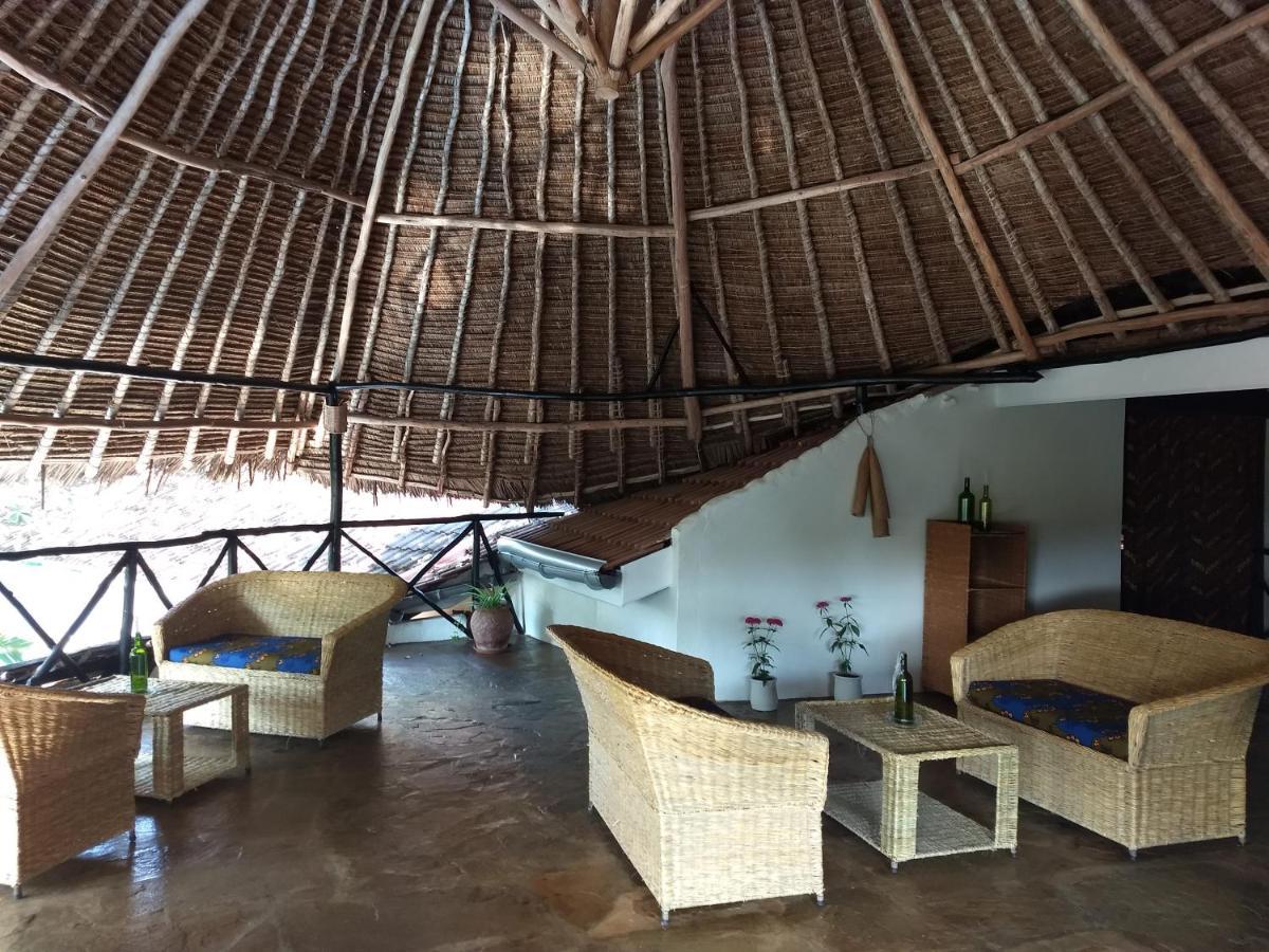 Zarafa House Bed & Breakfast Diani Beach Exterior foto