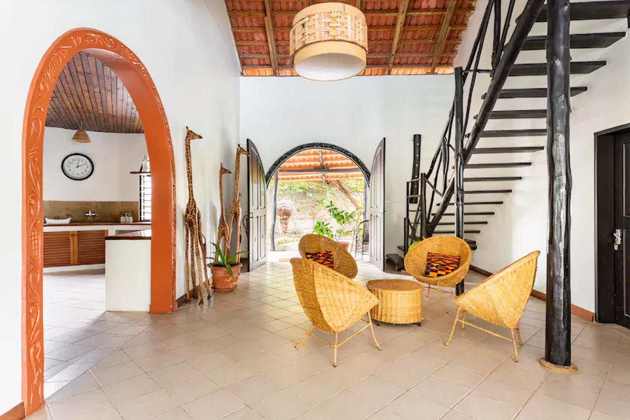 Zarafa House Bed & Breakfast Diani Beach Exterior foto